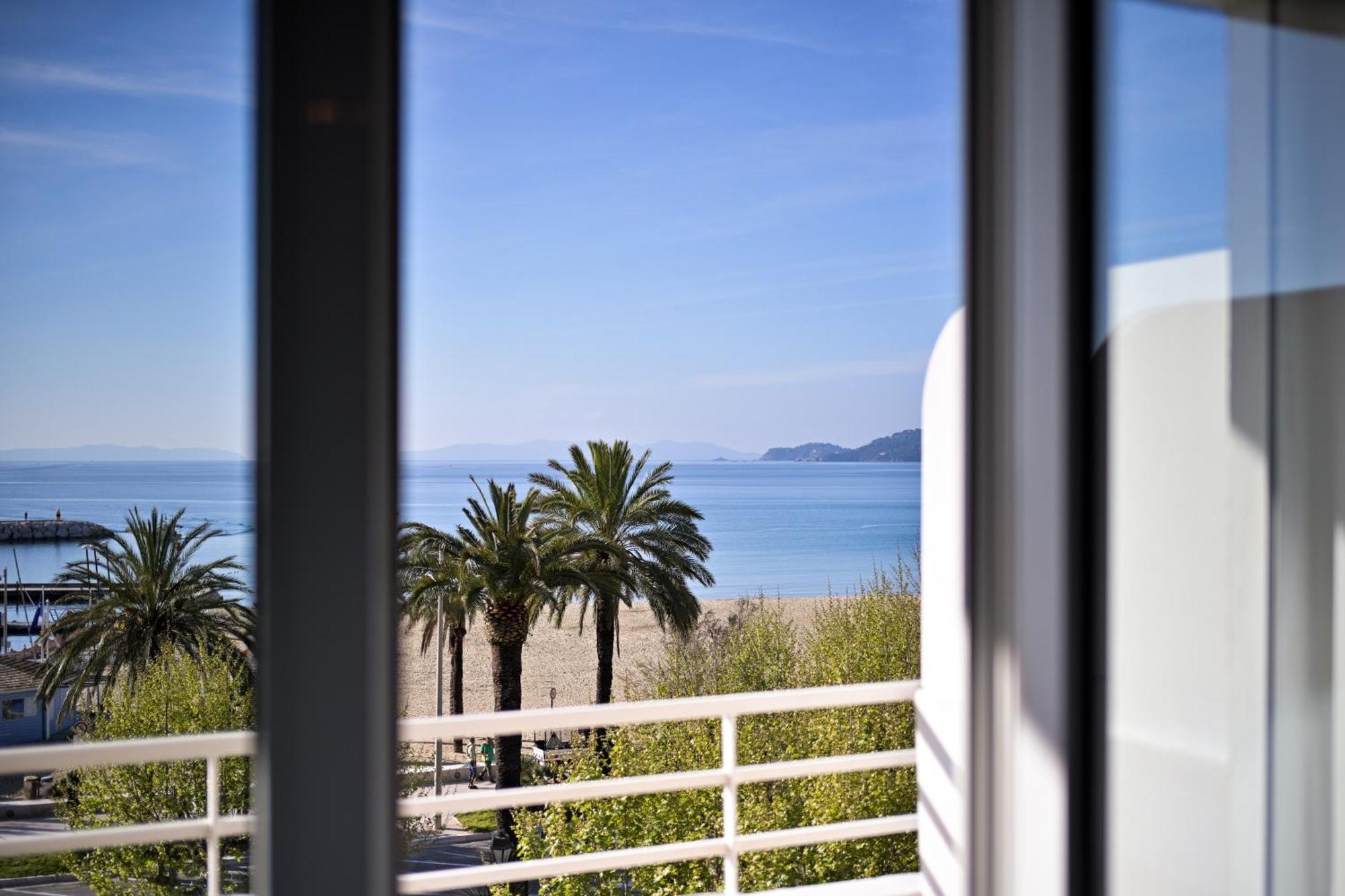 Hotel Espadon Bleu Le Lavandou Exterior foto